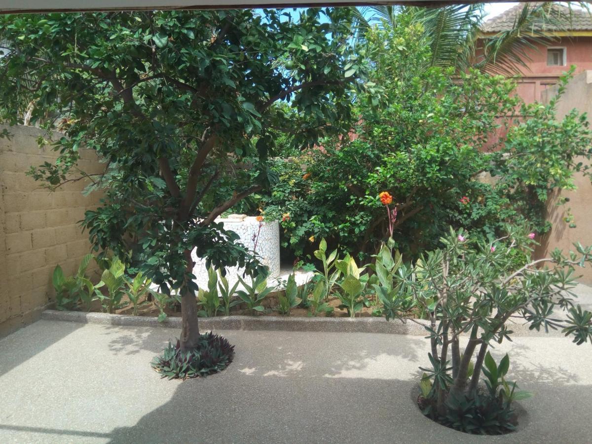 Chez Coumba Et Daniel Bed & Breakfast Saly Portudal Luaran gambar