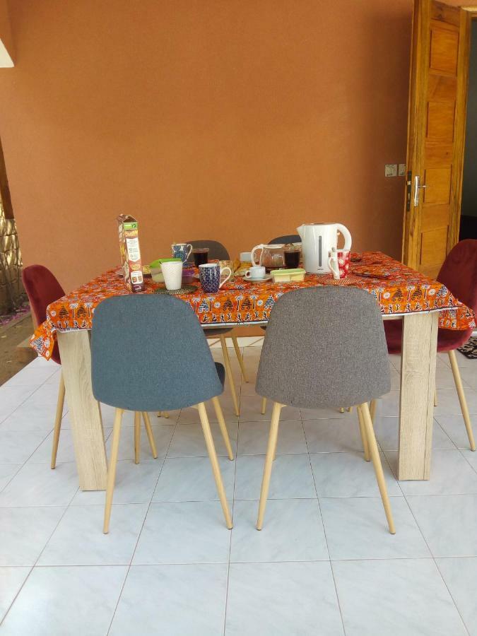 Chez Coumba Et Daniel Bed & Breakfast Saly Portudal Luaran gambar