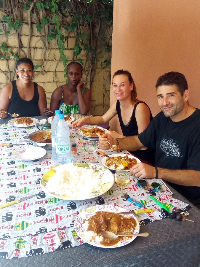 Chez Coumba Et Daniel Bed & Breakfast Saly Portudal Luaran gambar