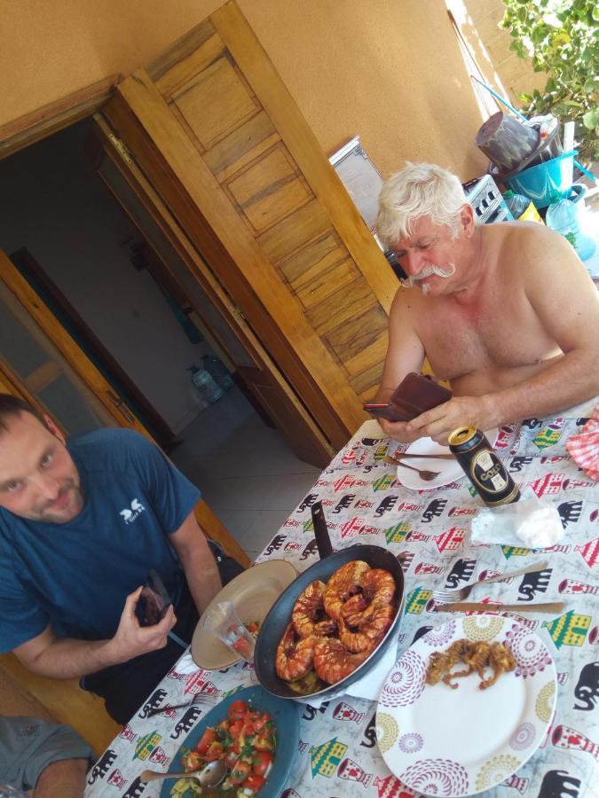 Chez Coumba Et Daniel Bed & Breakfast Saly Portudal Luaran gambar